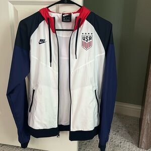 Nike Women’s USA Windrunner Jacket NWOT